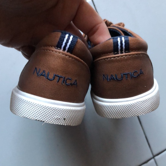 Nautica size 12 worn twice for photos shoot. - Picture 5 of 5